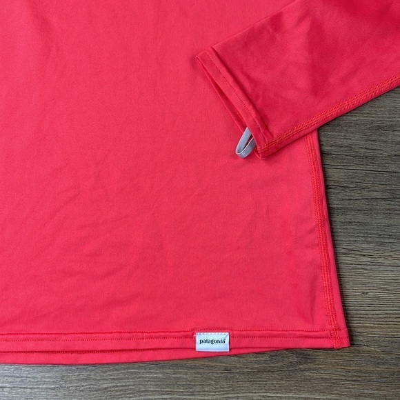 Patagonia Women’s Red Basel Layer Long Underwear Top, size XS - Picture 2 of 8